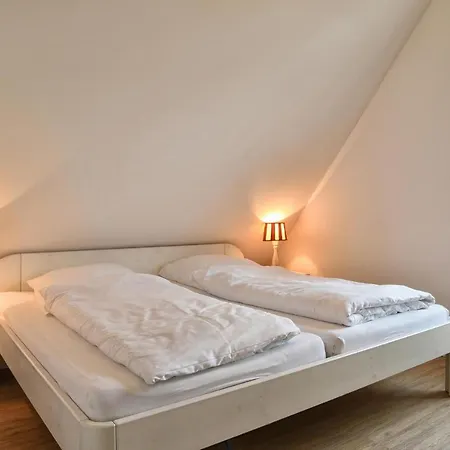 Stadtwohnung 7 *